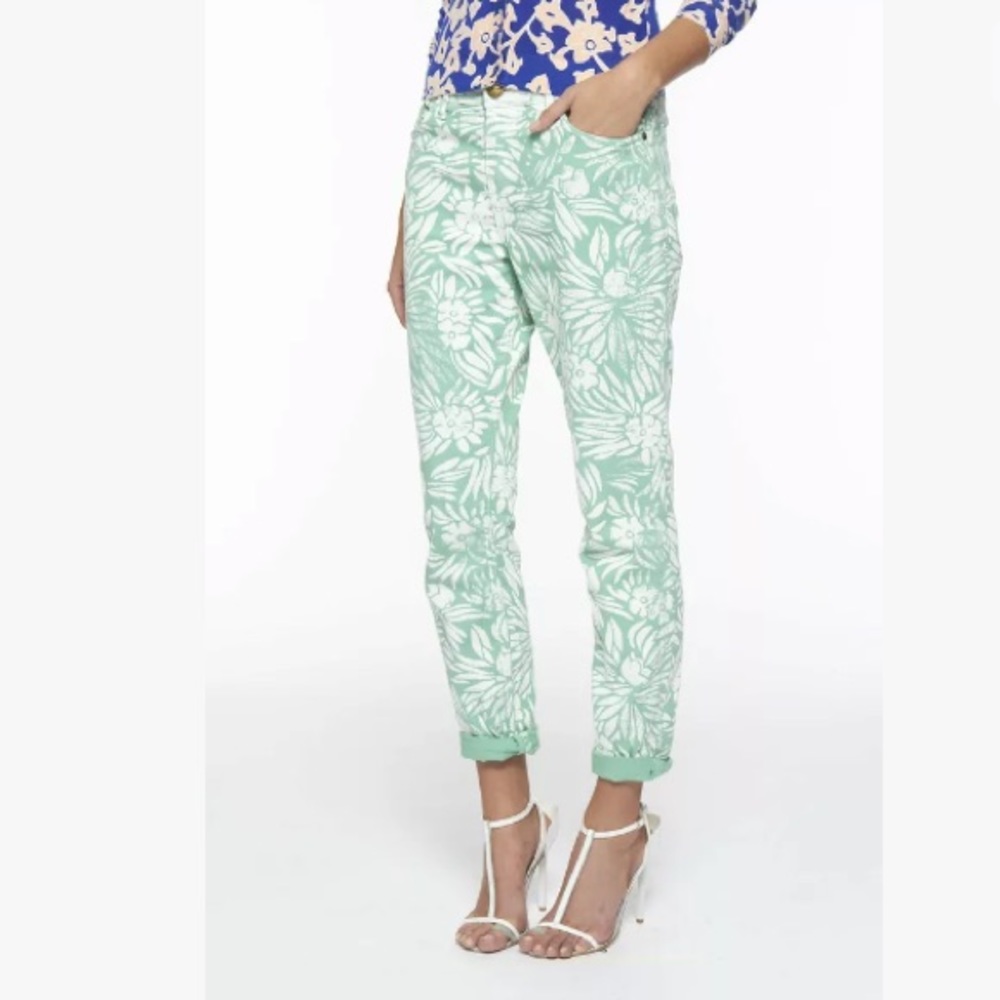 Diane Von Fursternberg green/white print jeans 25